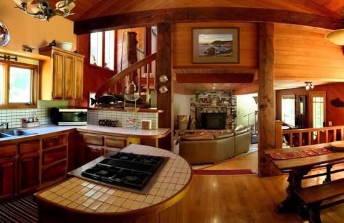 Gold Beach Cabina | Carter House at Camino náutico