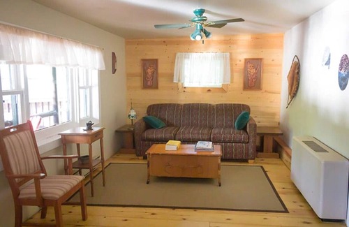 Papineau-Cameron Cabaña | Cartier Cottage