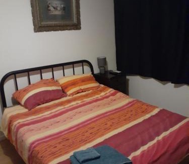 Whyalla Stuart Apartamento | Cartledge Ave studio and house homestay