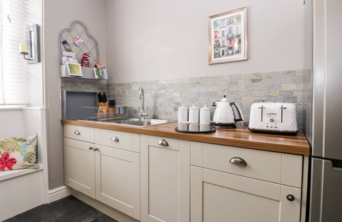 Cartmel Cabaña | CARTMEL FLAT, romantic in Cartmel