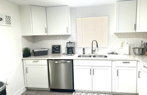 Carver City - Lincoln Gardens Casa | Carver City House of Tampa, FL.