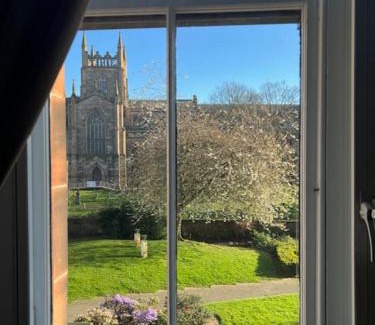 Dunfermline Apartamento | Carvetii - Abbey View, 1st Floor Flat, City Centre