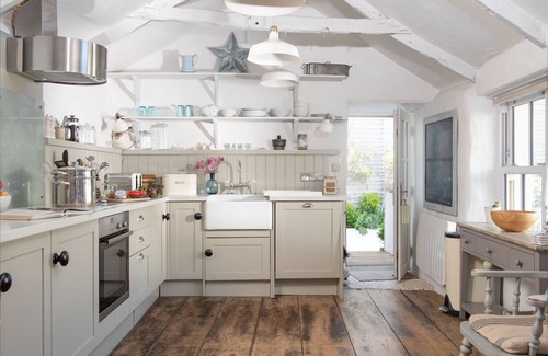 Marazion Cabaña | Carvossa - a boutique cottage within easy each of the beach