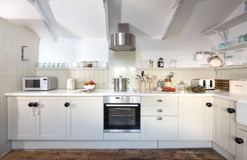 Marazion Cabaña | Carvossa - a boutique cottage within easy each of the beach