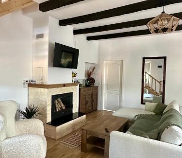 Slanic-Moldova Casa | Casă chic La Han la Slănic