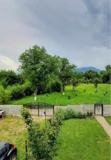 Malaiesti Casa | Casă de lângă rău