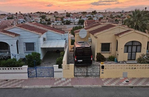San Fulgencio Chalet De Esquí | Casa Leonardo, private pool, carport, air conditioning, kitchen + furniture new!
