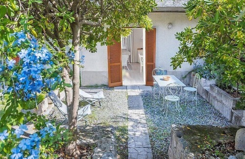 Santa Caterina Dello Ionio Marina Casa | Casa Iorana A: A welcoming two-story townhouse located right on the beach, with Free WI-FI.
