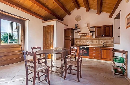 Santa Caterina Dello Ionio Marina Casa | Casa Iorana C: A characteristic and welcoming apartment located right on the beach, with Free WI-FI.