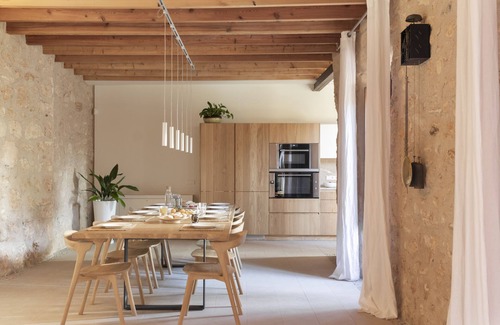 Consell Casa | Cas Padrins, piscina, barbacoa, diseño y confort