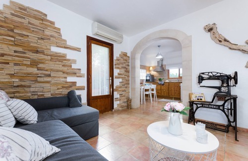 Son Moja Casa | CAS PATI (SON MOJA) - Fantástica casa en Son Moja, con jacuzzi privado y cerca de la play