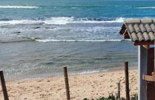 Arembepe Apartamento | Casa à beira mar