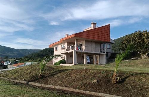 Villadesuso Chalet De Esquí | Casa Ángel 1982