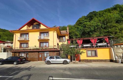 Coronini Casa | Casa Ștefania