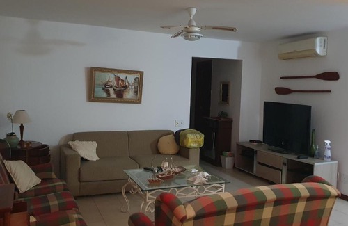 Porto Belo Casa | Casa 03 suites com ar.
