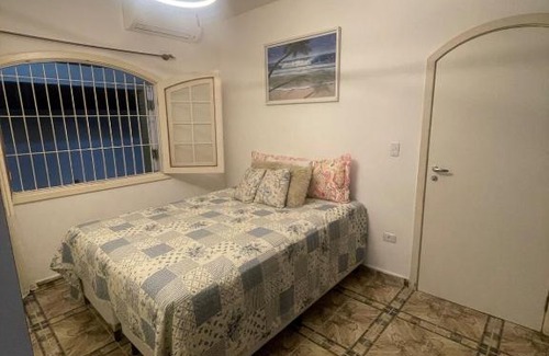 Ipiranga Casa | Casa 150m da Praia Martim de Sá
