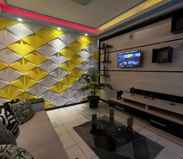 Cruzeiro Casa | casa 3 quartos1suíte com frigobar smart tv netflix ar-condicionado