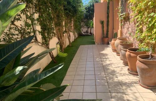 Bolonia Casa | CASA 4 HABITACIONES CON JARDIN 10 Pax