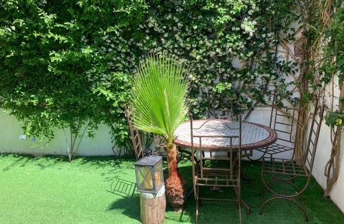 Bolonia Casa | CASA 4 HABITACIONES CON JARDIN 10 Pax