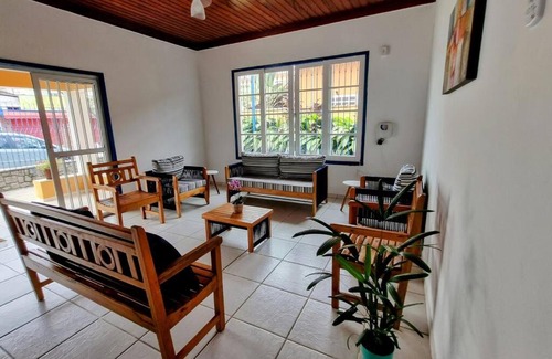 Centro Casa | Casa 4 suítes centro de Ubatuba