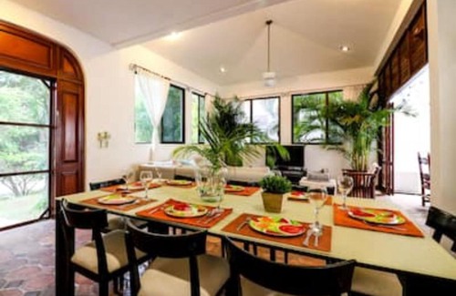 Área de Playacar Fase I Casa | Casa 7 hab, 9 camas y a 2 cuadras de la Playa !!!