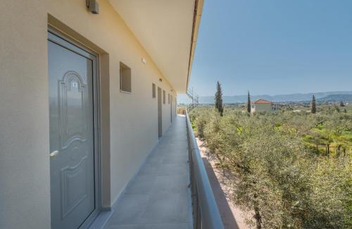 Zakynthos Town Apartamento | Casa 77 Zante by Karras Hotels