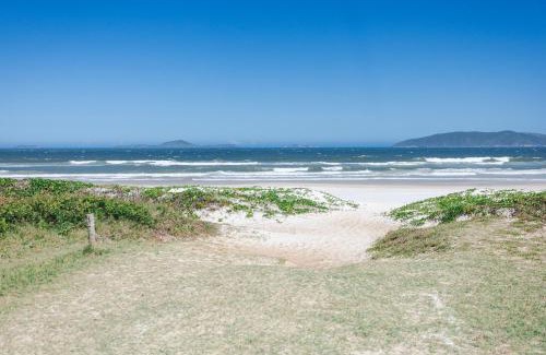 Cabo Frio Casa | Casa a 1 min. da Praia Pontal do Peró | BS 313/2