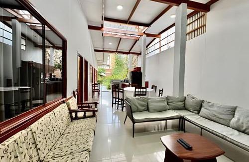 La Banda de Shilcayo Casa | Casa a 5min centro 3HAB con A/C & Precioso Jardín