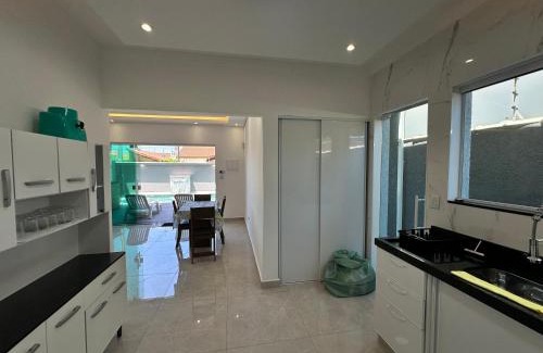 Jardim Imperador Casa | casa a 600 metros da praia