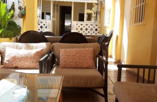 Punta Umbria Casa | Casa a pie de playa, con patio. Zona Miramar.