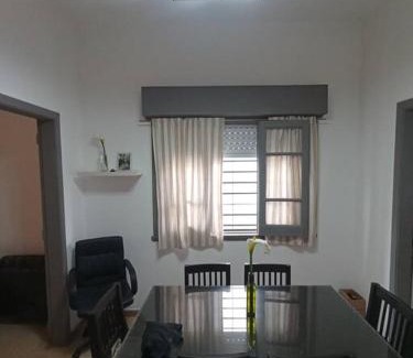 Zárate Casa | Casa a pocas cuadras del centro