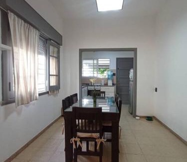 Zárate Casa | Casa a pocas cuadras del centro