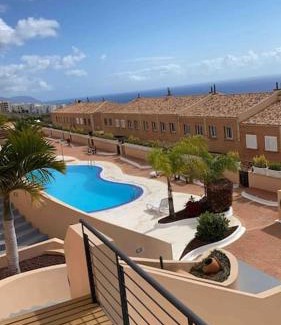 El Rosario Casa | Casa Adosada de lujo con piscina y vistas al mar