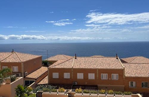 El Rosario Casa | Casa Adosada de lujo con piscina y vistas al mar