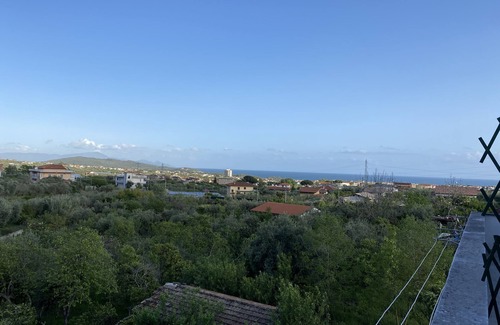 Formia Apartamento | CASA ADRIANA "Apartment in villa top floor sea and mountain view"