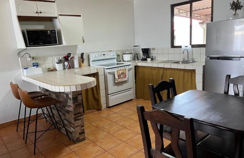 Barrio Dora Casa | Casa Agata, excelente ubicación,cerca del parque.