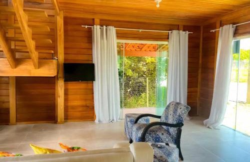 Santa Cruz Cabralia Casa | Casa agradável em condomínio com Lagoa e vista mar