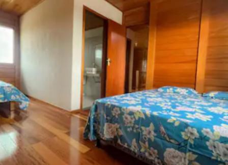 Santa Cruz Cabralia Casa | Casa agradável em condomínio com Lagoa e vista mar