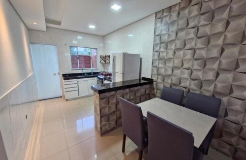 Indaia Casa | Casa agradável em Bertioga