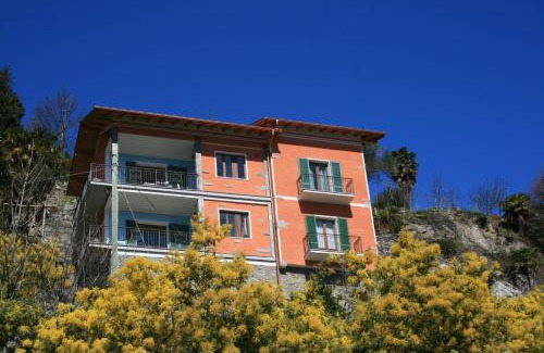 Cannobio Apartamento | Casa ai Castelli