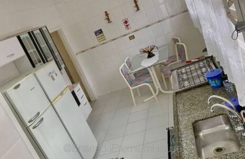 Jardim Virginia Casa | Casa Alto Padrão Enseada Guarujá. 50 Metros da Praia!