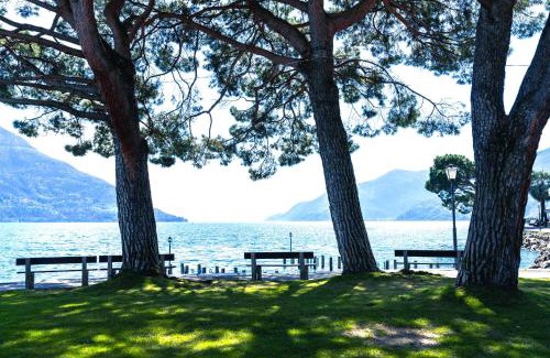 Brissago Apartamento | Casa al Lago - Lakefront two-storey apartment on Lake Promenade