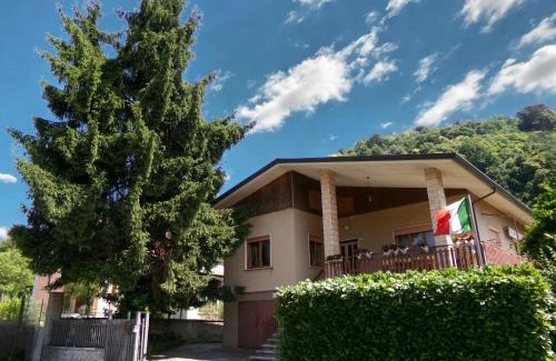 San Giovanni Ilarione Chalet De Esquí | Casa al Pino