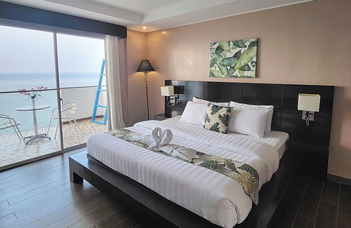 Bolinao Complejo | Casa Almarenzo Bed & Breakfast