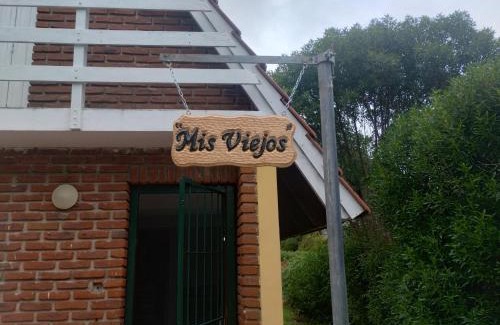 Mar del Plata Chalet De Esquí | Casa Alpino "Mis Viejos"