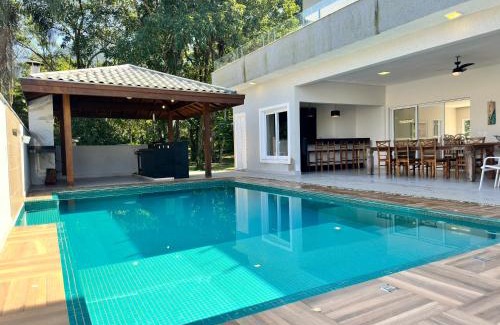 Lagoinha Casa | Casa Alto Padrão em Ubatuba em Condomínio