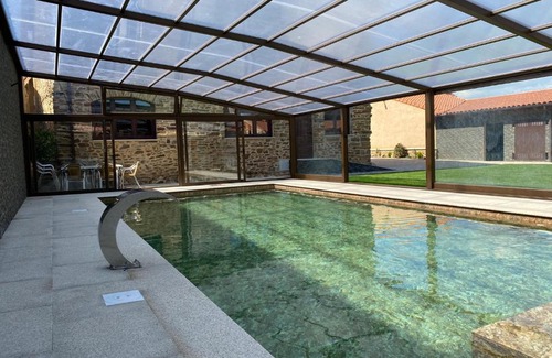 Pedredo Casa | Casa Amada con piscina