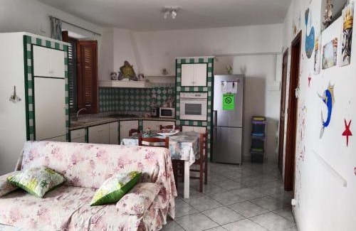 Terrasini Apartamento | Casa Amaranto