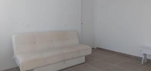 Balneario Gaivotas Casa | Casa Amarela, 3 Suítes, Piscina, Churrasqueira Itanhaém
