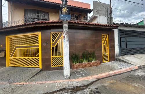 Jardim Presidente Dutra Casa | Casa Amarela -vista para o aeroporto internacional
